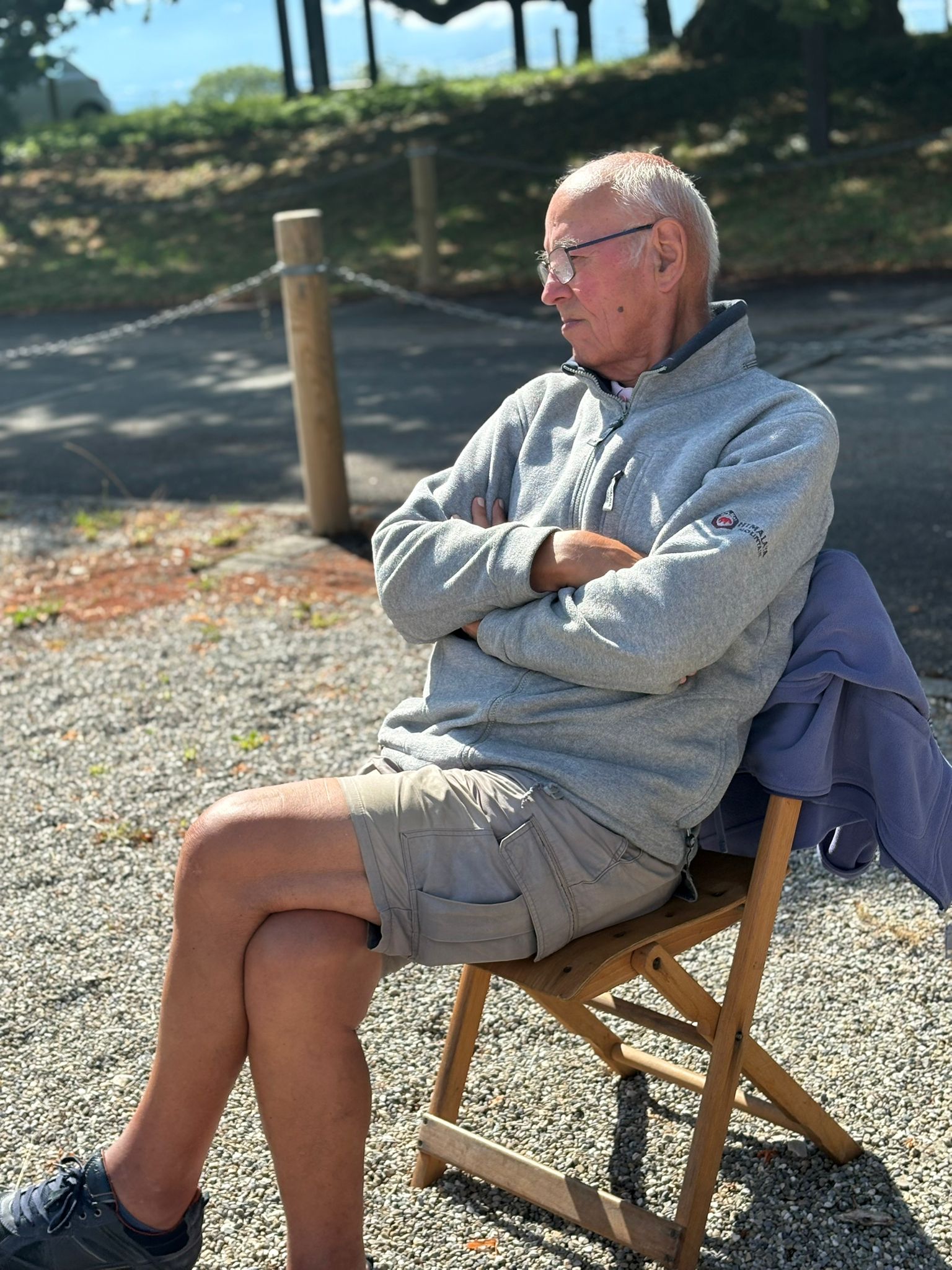 ccaf16c1-c293-477e-8264-e5ce05ca81d1.jpg ccaf16c1-c293-477e-8264-e5ce05ca81d1.jpg