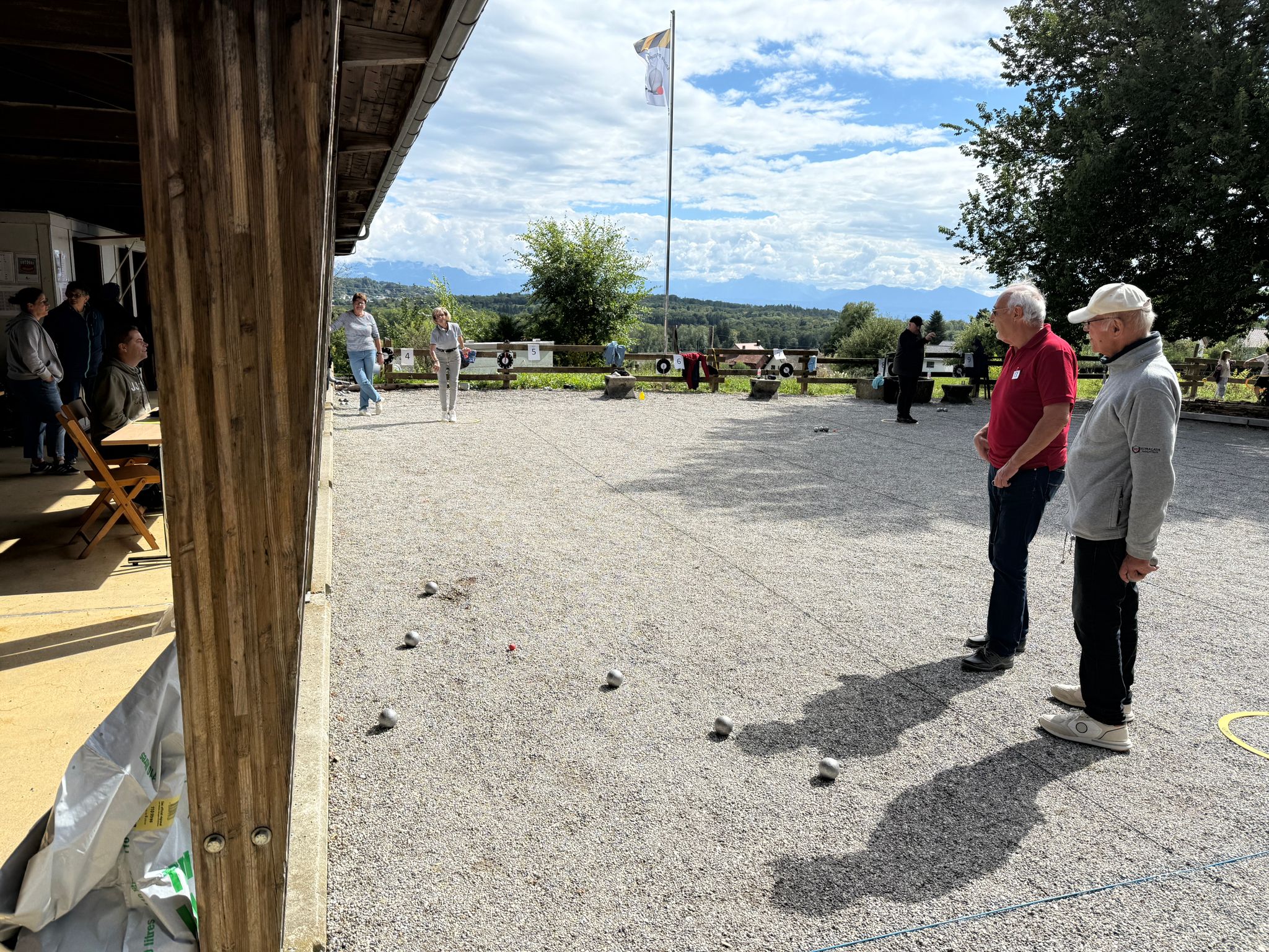 ea8faa85-f199-4421-8357-8ef3201cd030.jpg ea8faa85-f199-4421-8357-8ef3201cd030.jpg